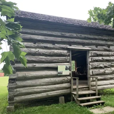 Log cabin